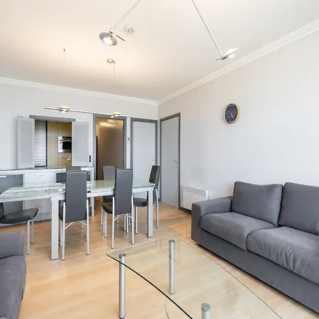 Seaside In Belgium With Ocean Views דירה *